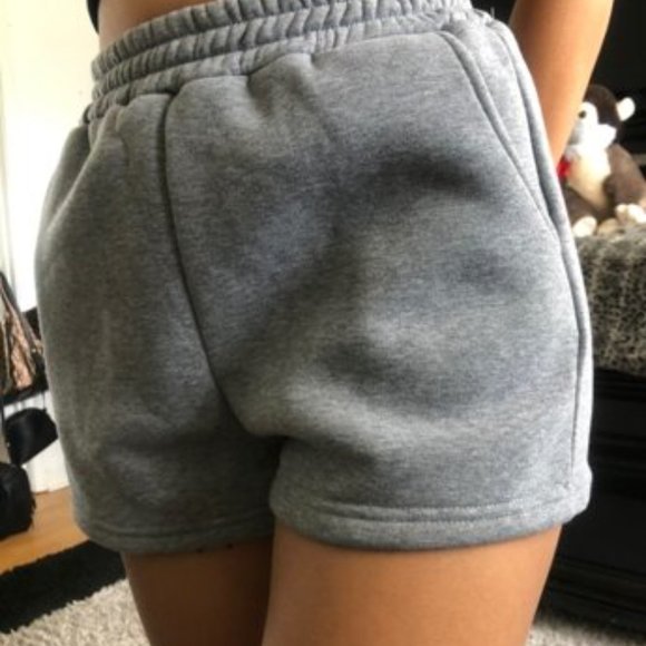 LIGHT GRAY SWEATSHORTS - Picture 6 of 6